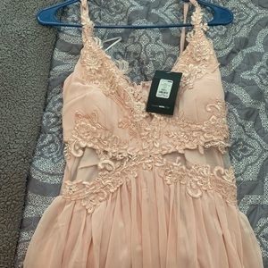 Dreamy Embroidered Blush Fashion Nova Dress Size L